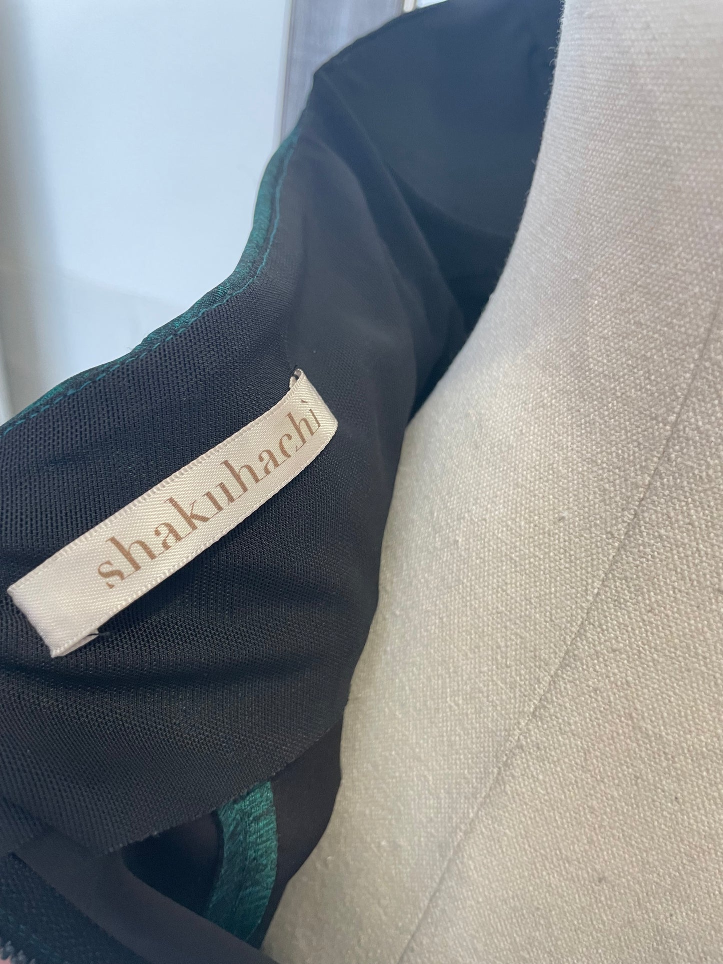 SHAKUHATCHI | size 10 | RRP $280