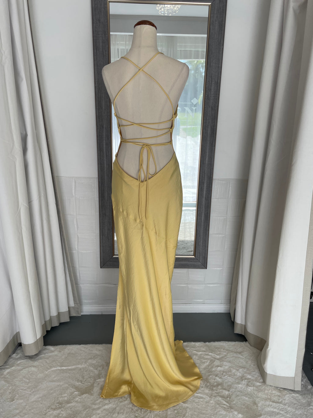 Isobel | size 10 | RRP $150