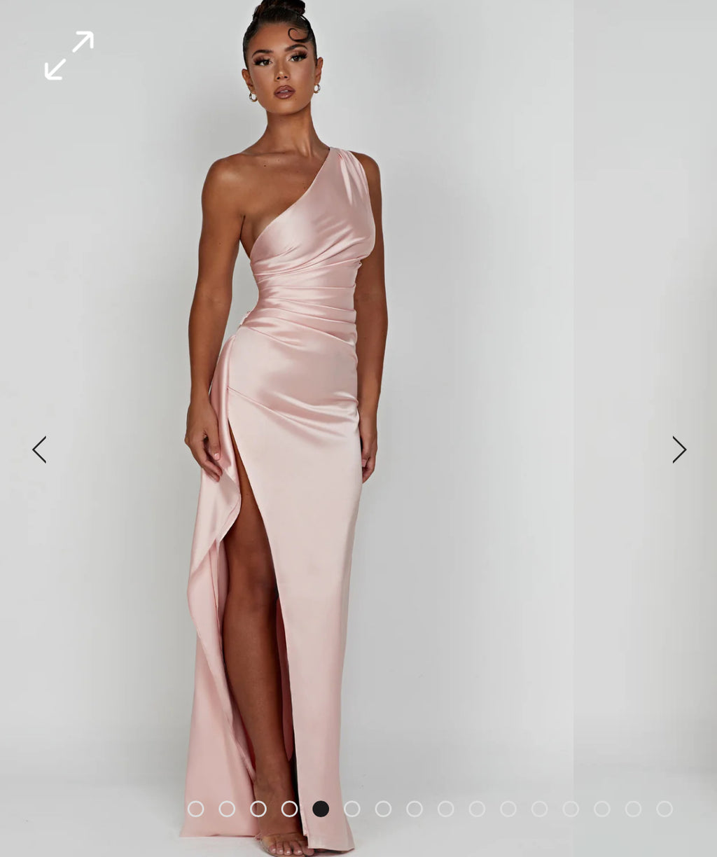 Ariel Blush Gown | size 8 | RRP $160
