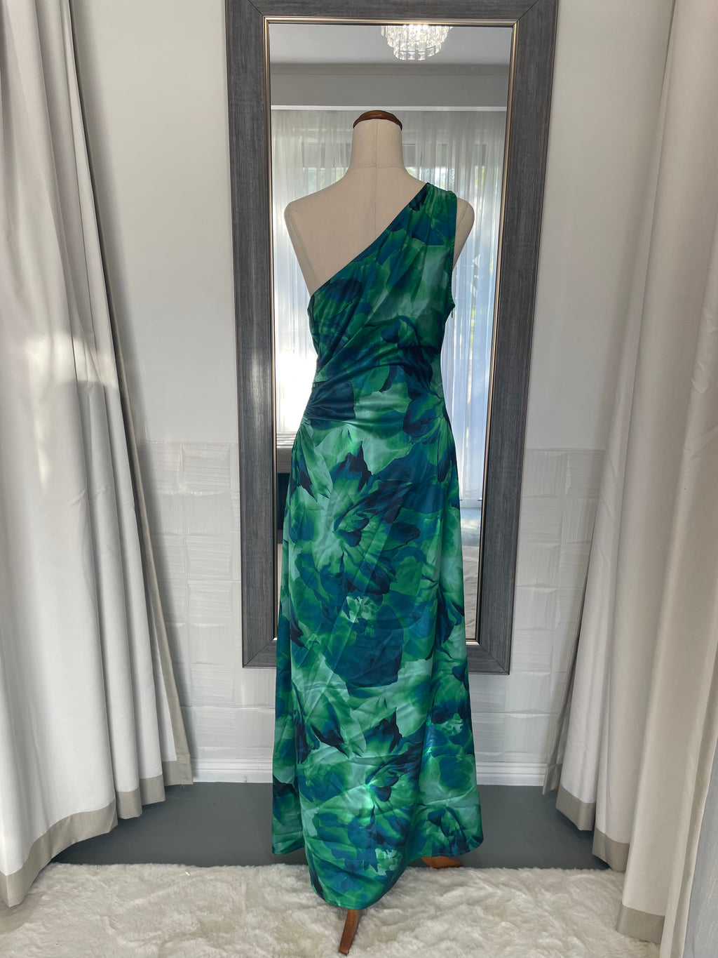 Barzilio | size 14 | RRP $140