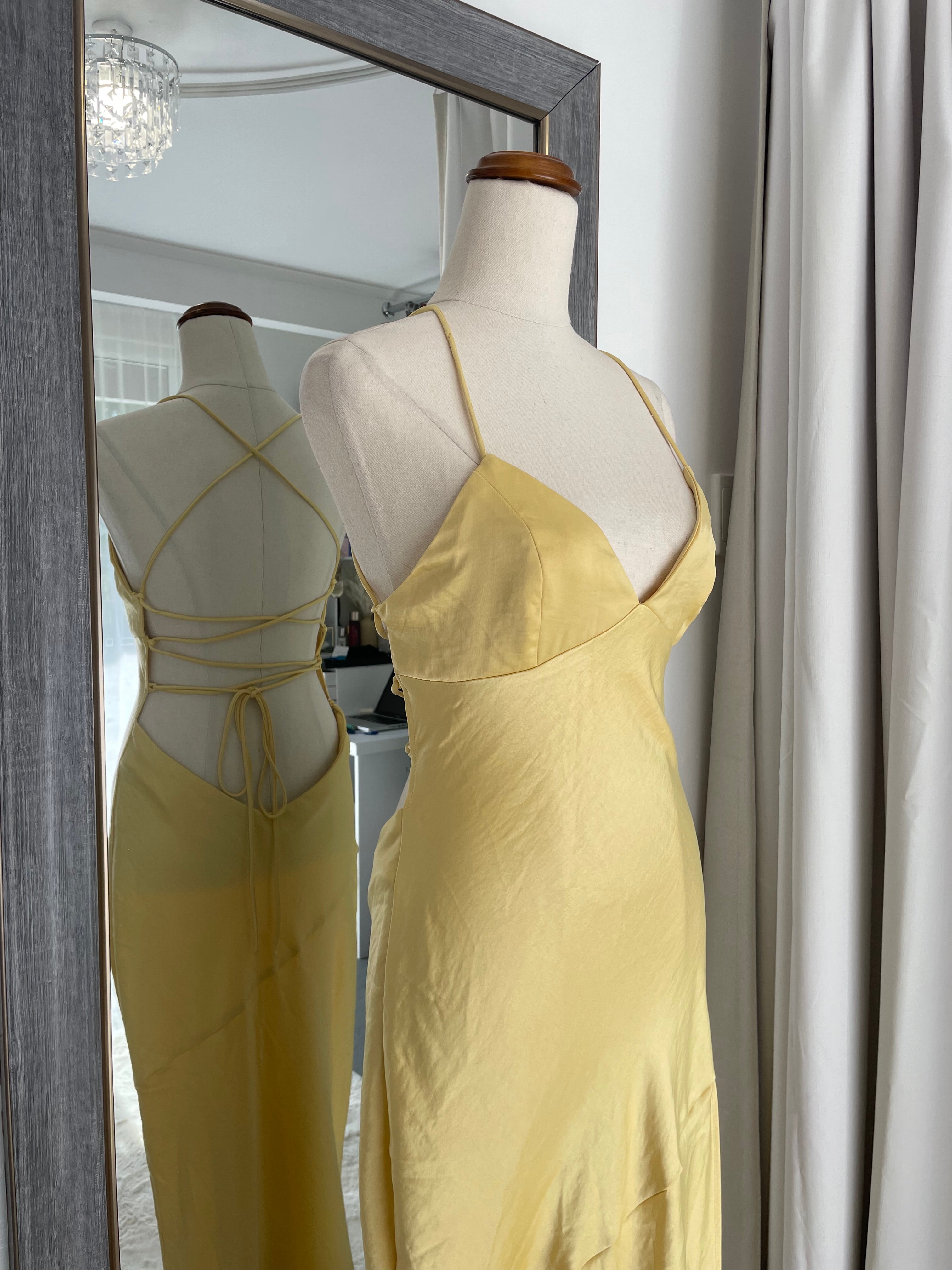 Isobel | size 10 | RRP $150