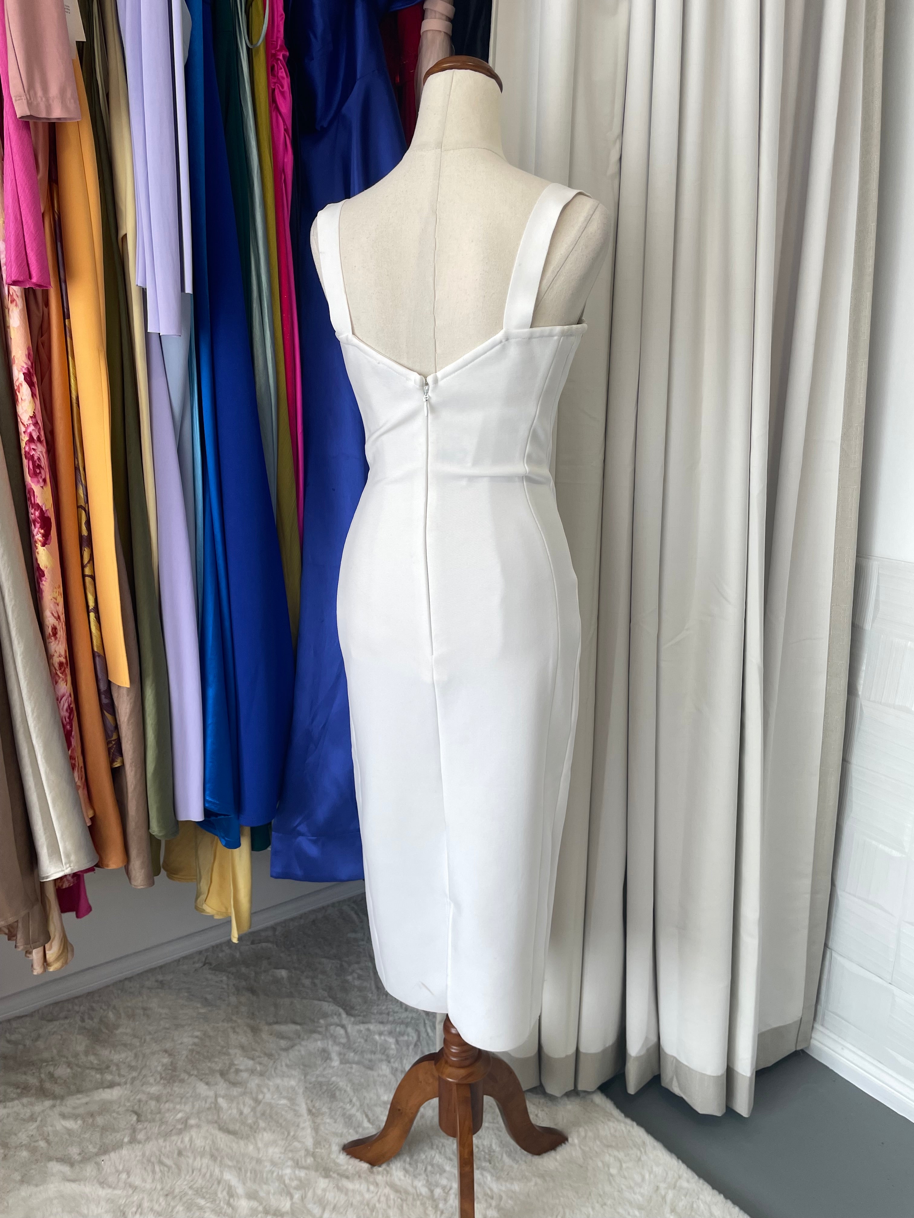 Bella Barnett | size 12 | RRP $212