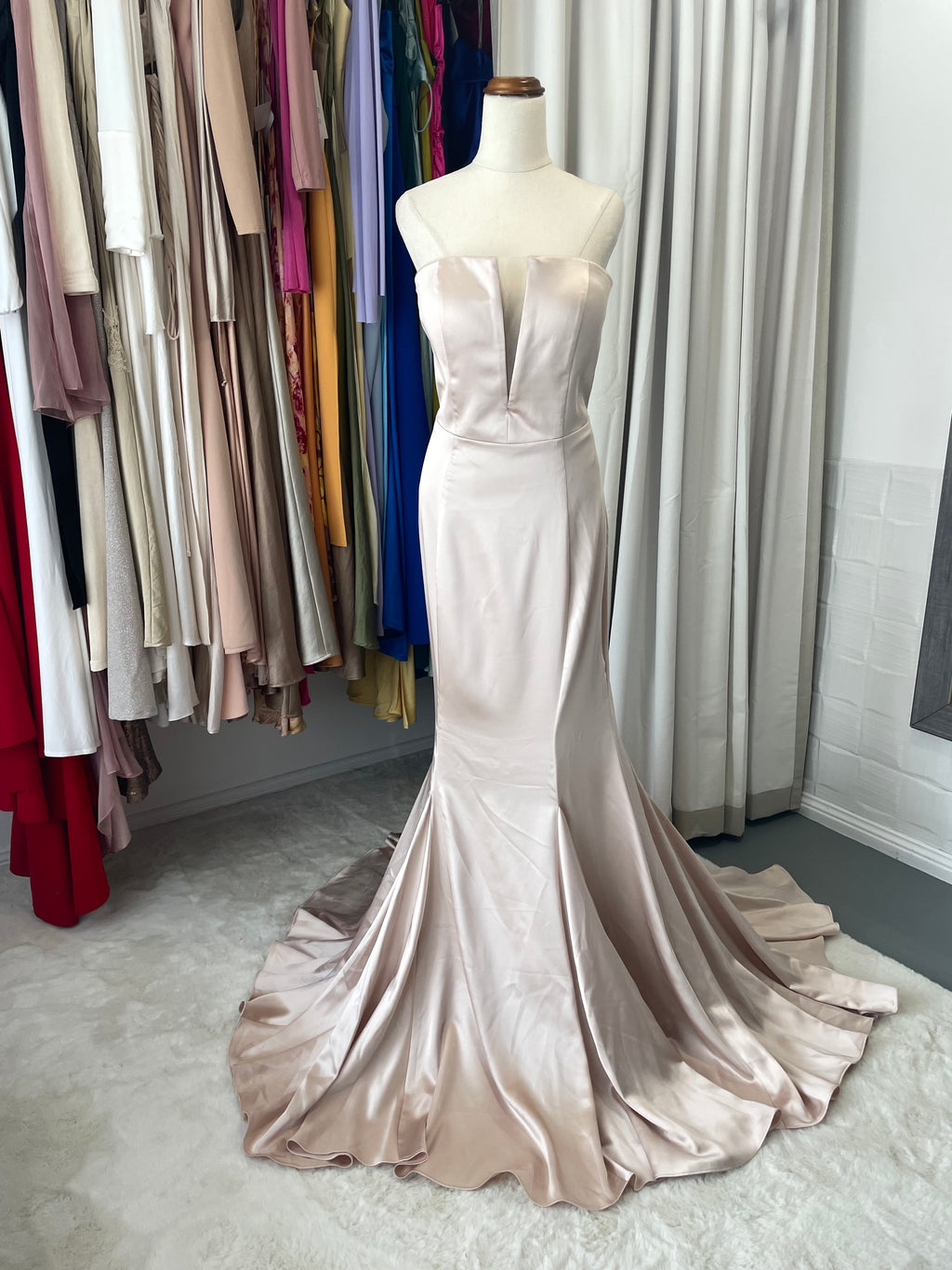 Nicoletta Andrea | size 14 | RRP $389