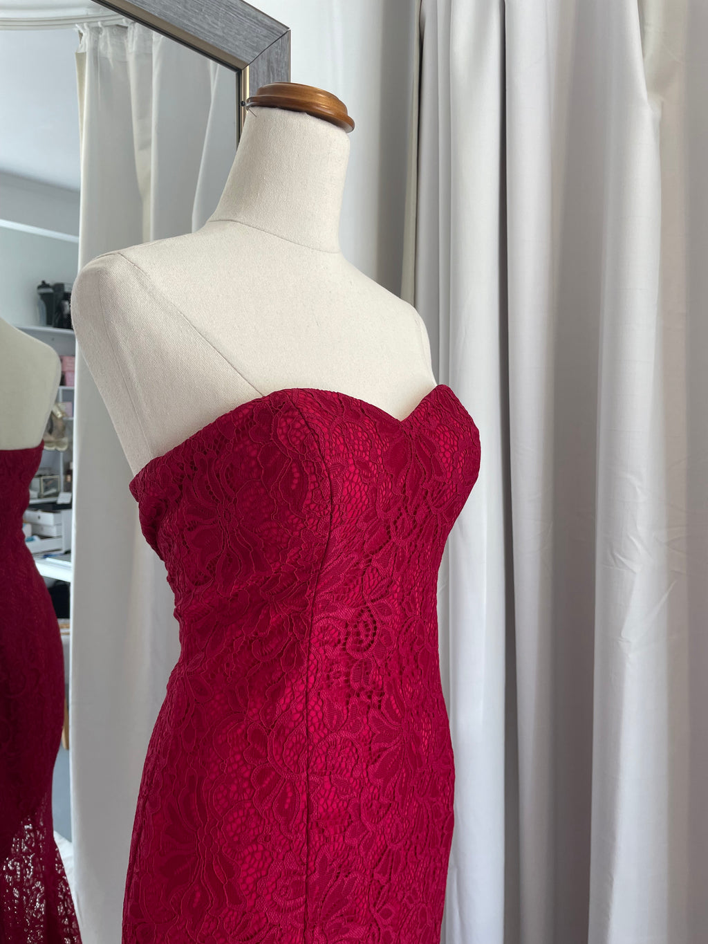 Miss Anne | Size 10 | RRP $699