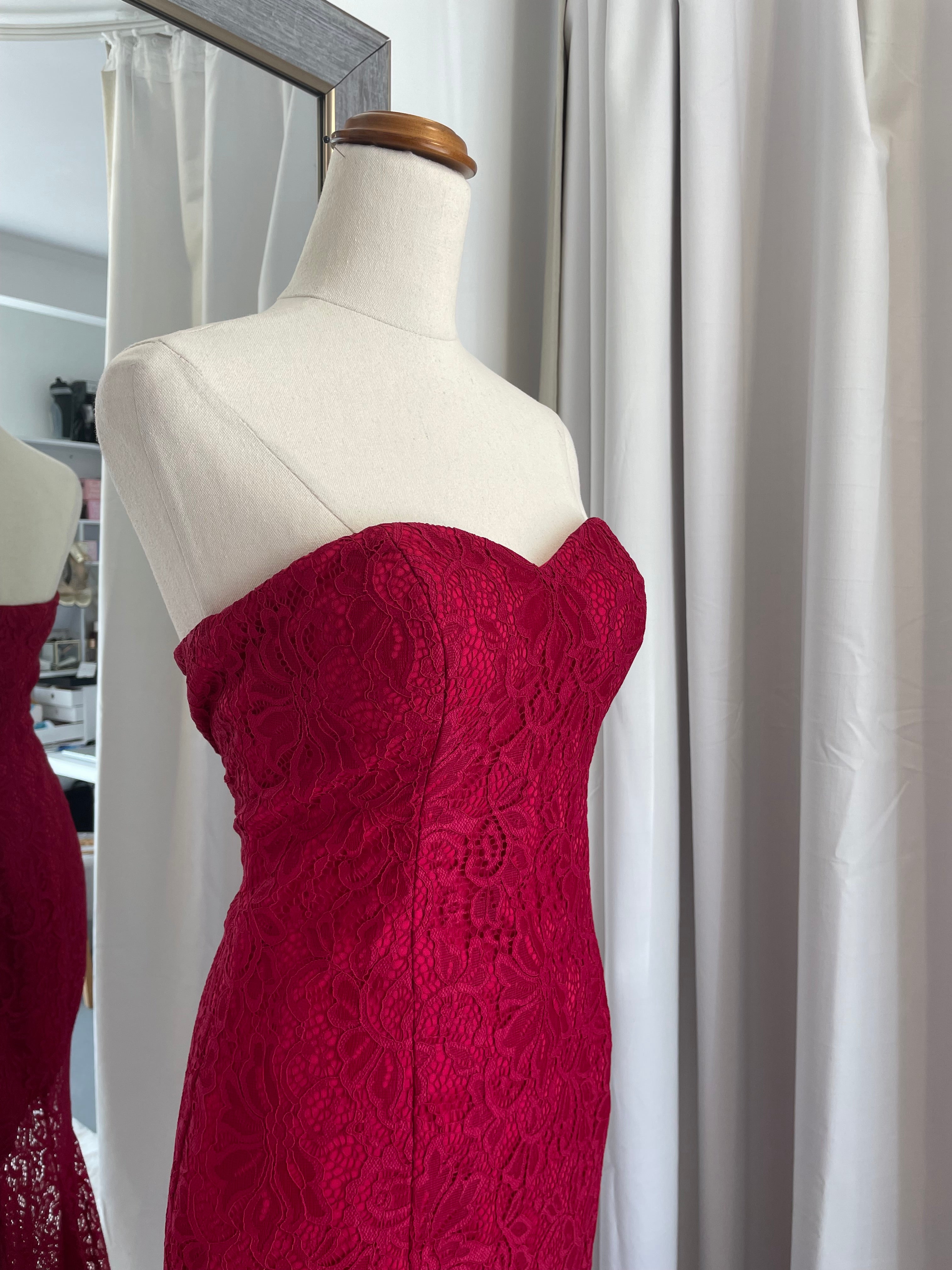 Miss Anne | Size 10 | RRP $699