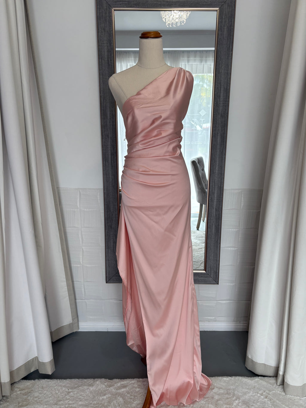 Ariel Blush Gown | size 8 | RRP $160